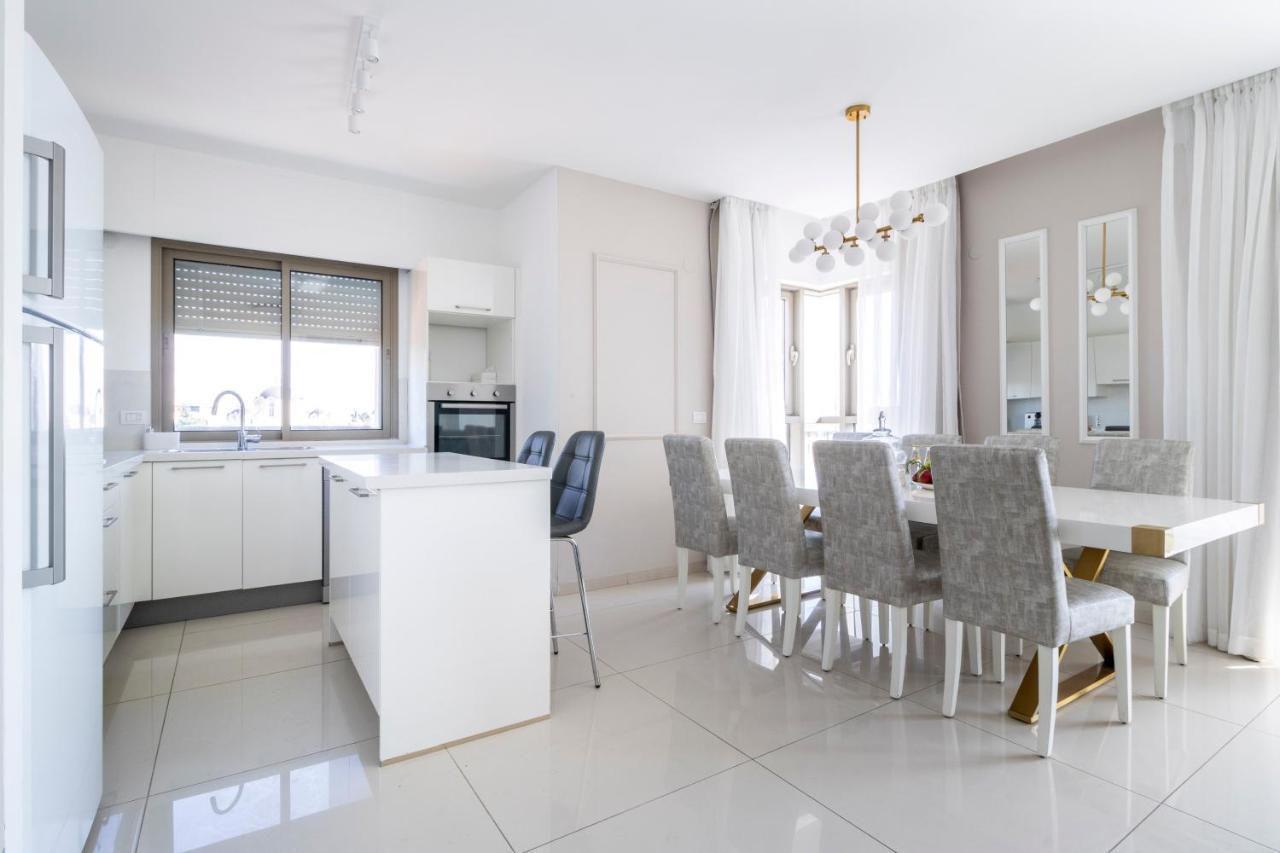 Luxury Three-Bedroom/Terrace Over Old City View القدس المظهر الخارجي الصورة