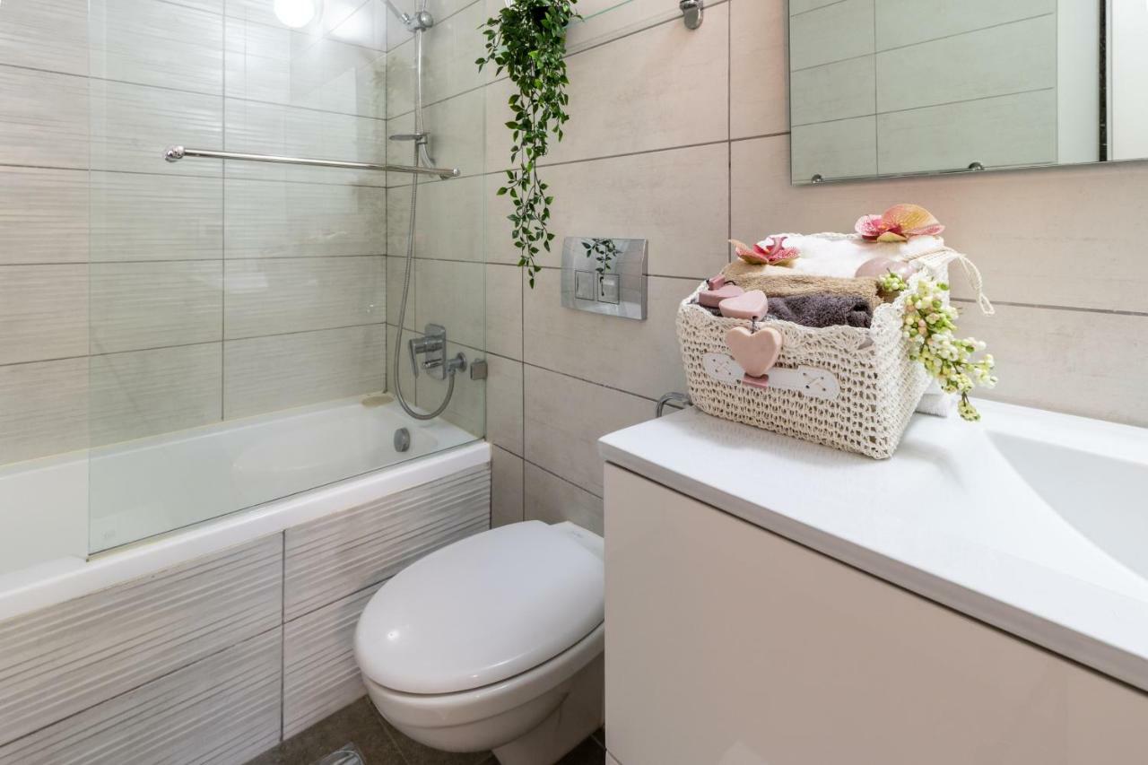 Luxury Three-Bedroom/Terrace Over Old City View القدس المظهر الخارجي الصورة
